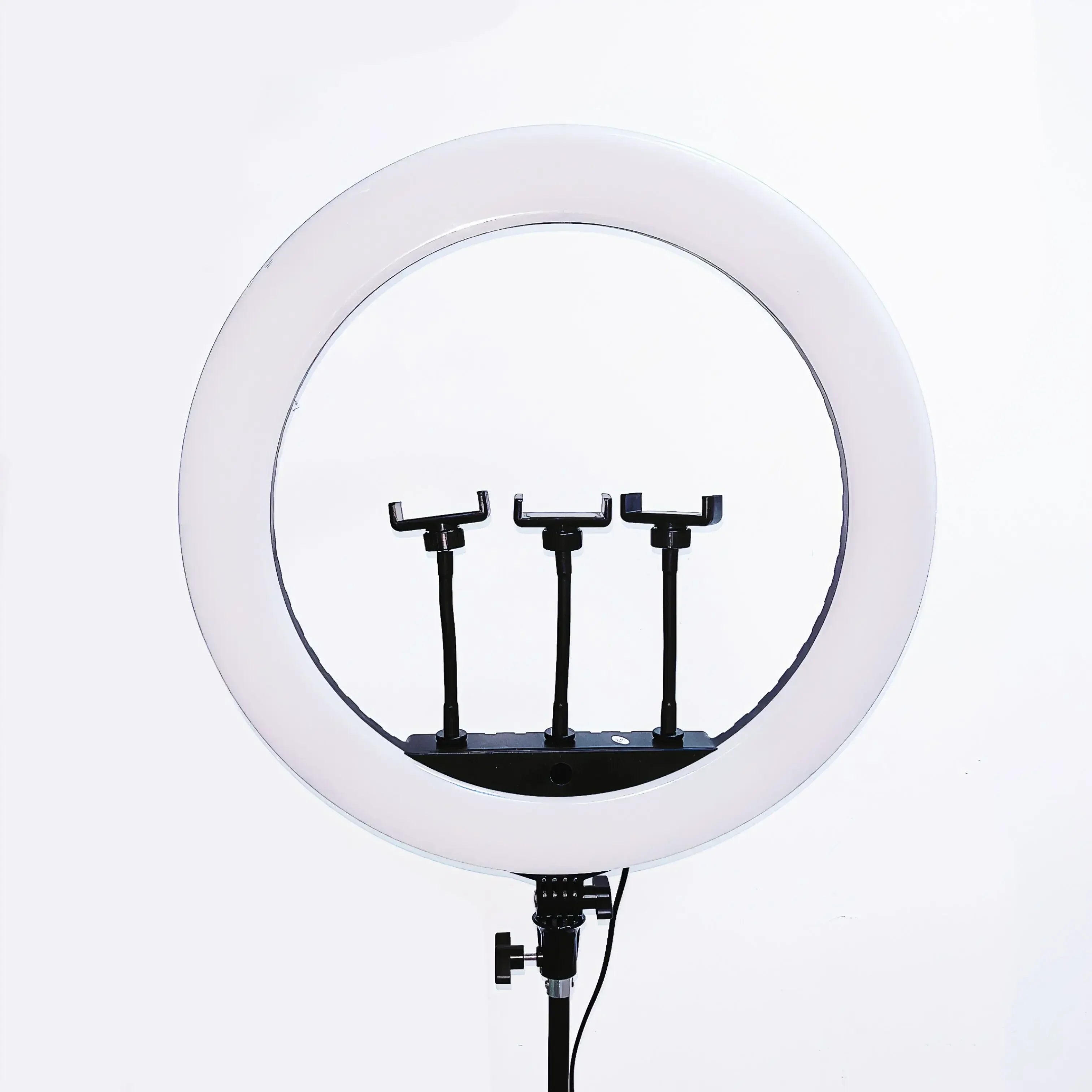 HQ-21n 21 Inch LED Ring Light Photography Lamp Set Stepless Dimmable with Phone Holders Remote Control for Selfie Makeup